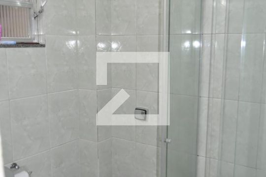 Banheiro  de apartamento à venda com 2 quartos, 63m² em Higienópolis, Rio de Janeiro