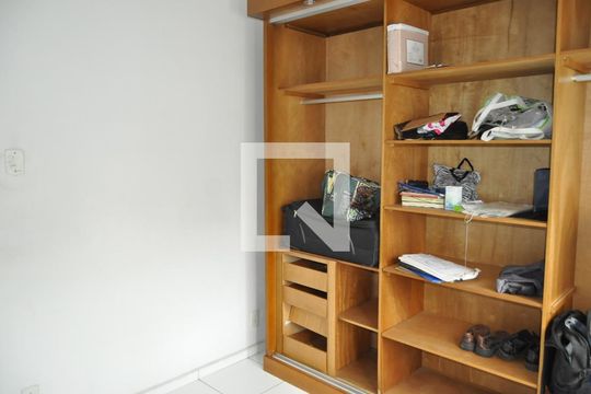 Quarto 1 de apartamento à venda com 2 quartos, 63m² em Higienópolis, Rio de Janeiro