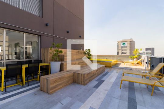 Rooftop de kitnet/studio à venda com 1 quarto, 24m² em Aclimação, São Paulo