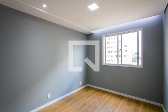 Quarto 1 de apartamento para alugar com 2 quartos, 36m² em Parque São Vicente, Mauá