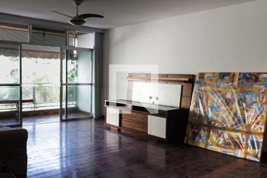 Sala de apartamento à venda com 4 quartos, 190m² em Barra da Tijuca, Rio de Janeiro