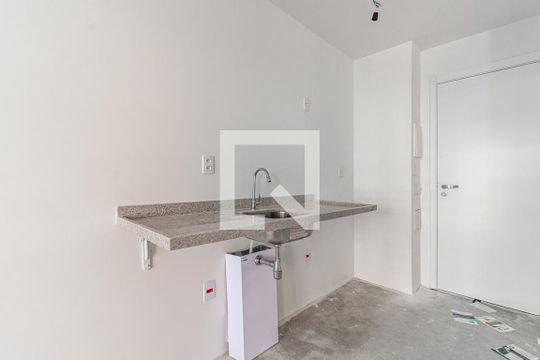 Cozinha de kitnet/studio à venda com 1 quarto, 33m² em Planalto Paulista, São Paulo