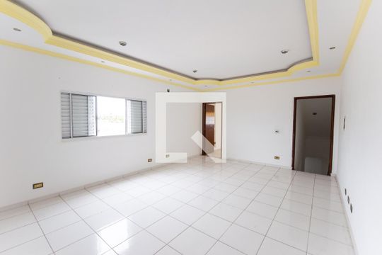 Suíte de casa para alugar com 3 quartos, 350m² em Centro, Taubaté