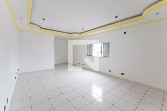 Suíte de casa para alugar com 3 quartos, 350m² em Centro, Taubaté