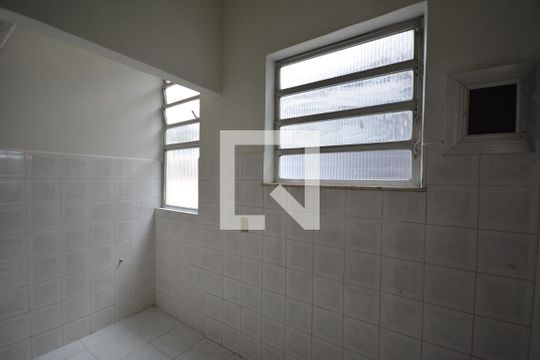 Banheiro de apartamento à venda com 1 quarto, 45m² em Penha Circular, Rio de Janeiro