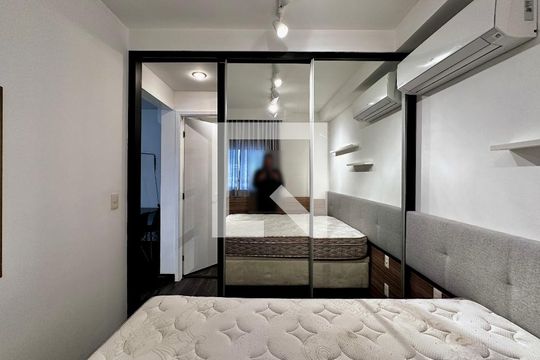 Quarto de apartamento para alugar com 1 quarto, 42m² em Campo Belo, São Paulo
