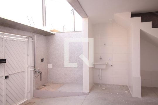 Área comum de casa para alugar com 2 quartos, 86m² em Vila Hermínia, São Paulo