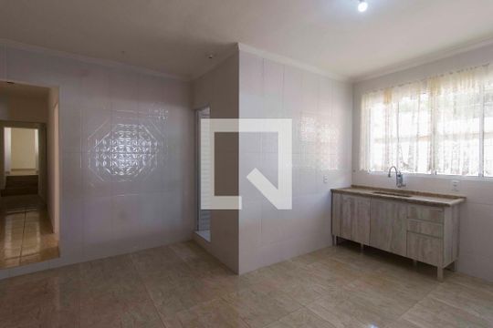 Cozinha de casa à venda com 3 quartos, 250m² em Vila Amélia, São Paulo