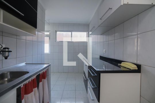 Cozinha de apartamento para alugar com 2 quartos, 75m² em Parque Residencial da Lapa, São Paulo