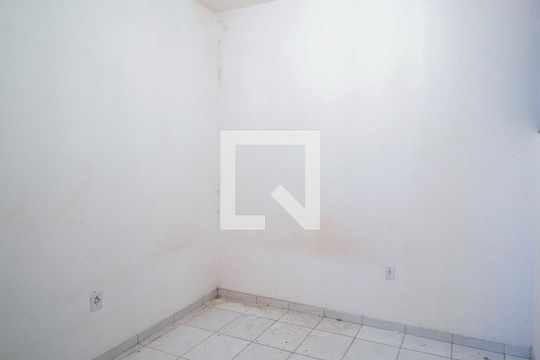 Quarto de apartamento para alugar com 1 quarto, 48m² em Cabula Vi, Salvador