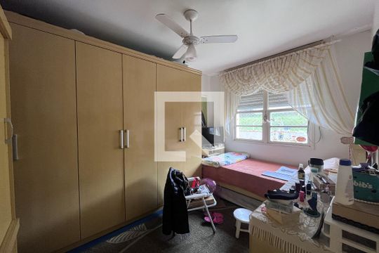 Quarto de apartamento à venda com 1 quarto, 42m² em Cristal, Porto Alegre