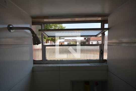 Banheiro Social de apartamento à venda com 1 quarto, 45m² em Irajá, Rio de Janeiro