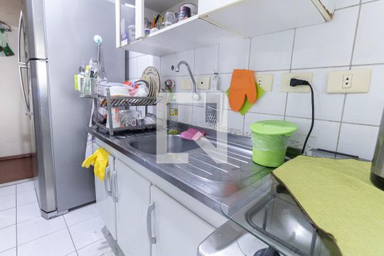 Cozinha  de apartamento à venda com 3 quartos, 90m² em Vila São Pedro, São Paulo