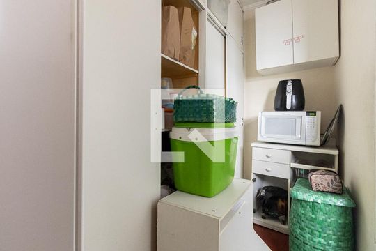 Área de Serviço de apartamento à venda com 3 quartos, 90m² em Vila São Pedro, São Paulo
