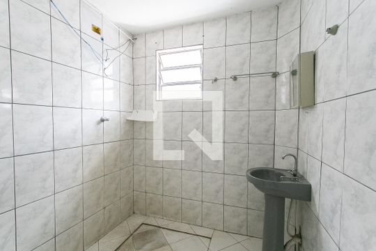 Banheiro de casa à venda com 1 quarto, 50m² em Vila Carrão, São Paulo