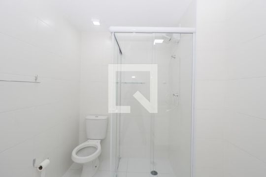 Banheiro de kitnet/studio para alugar com 1 quarto, 30m² em Vila Clementino, São Paulo