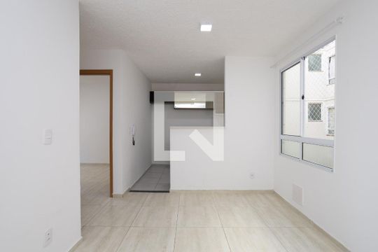 Apartamento para alugar com 2 quartos, 40m² em Jardim Nova Cidade, Guarulhos