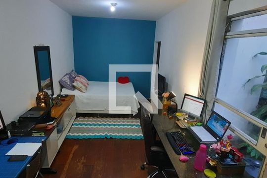Casa à venda com 4 quartos, 292m² em Itapoã, Belo Horizonte