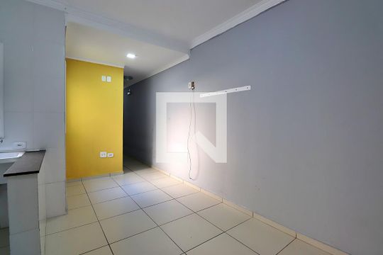 Sala de apartamento à venda com 2 quartos, 45m² em Vila Francisco Matarazzo, Santo André