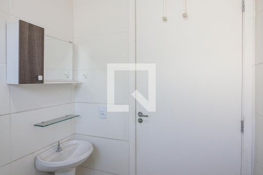 Banheiro de apartamento para alugar com 2 quartos, 43m² em Valentina Figueiredo, Ribeirão Preto