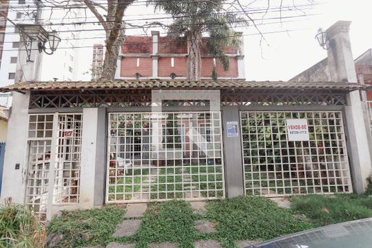 Fachada de casa à venda com 7 quartos, 335m² em Vila Butantã, São Paulo