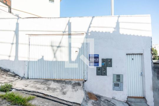 Fachada de casa para alugar com 1 quarto, 50m² em Vila Pirituba, São Paulo