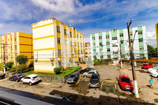 Vista da Rua de apartamento para alugar com 3 quartos, 76m² em Engenho Velho de Brotas, Salvador