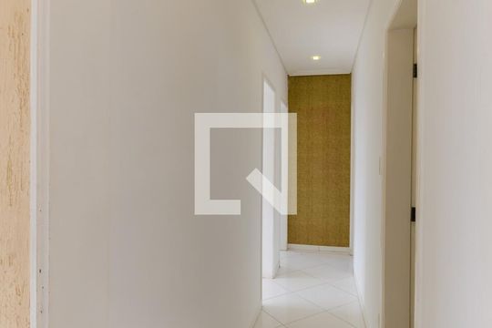 Corredor de apartamento para alugar com 3 quartos, 76m² em Engenho Velho de Brotas, Salvador