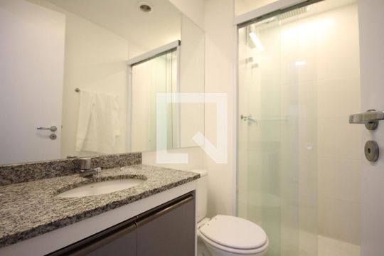 Banheiro de kitnet/studio à venda com 1 quarto, 21m² em Liberdade, São Paulo