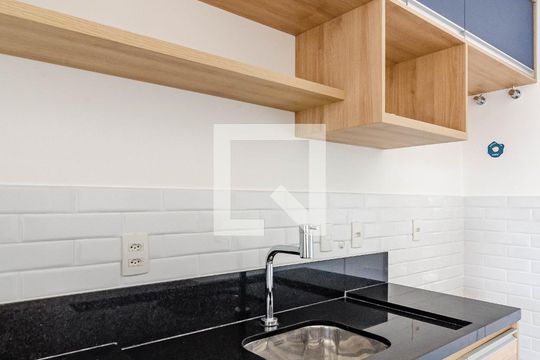 Cozinha de apartamento para alugar com 2 quartos, 72m² em Cerqueira César, São Paulo