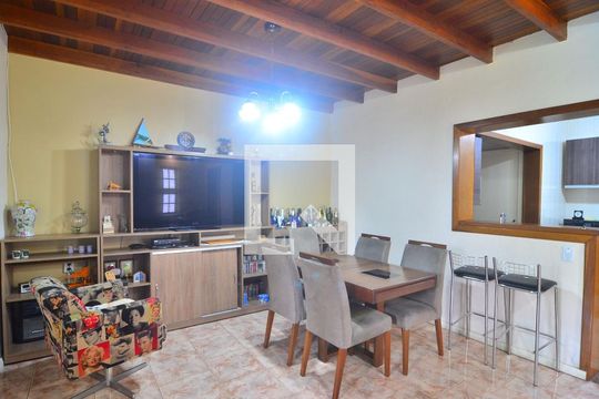 Sala 2 - superior de casa à venda com 4 quartos, 153m² em Harmonia, Canoas