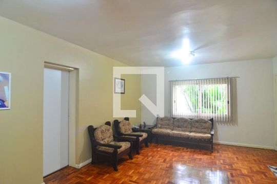 Sala de casa à venda com 4 quartos, 153m² em Harmonia, Canoas