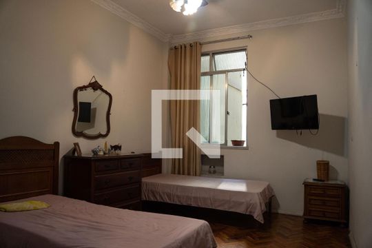 Quarto 1 de apartamento à venda com 3 quartos, 107m² em Laranjeiras, Rio de Janeiro