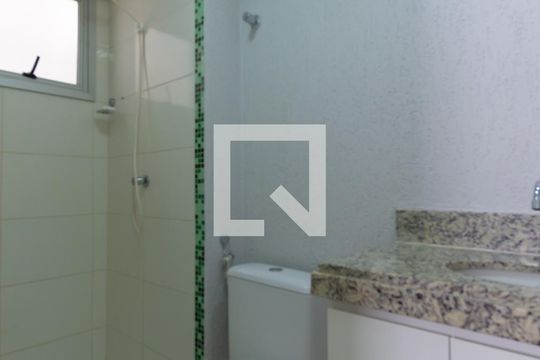Banheiro da Suíte de apartamento à venda com 2 quartos, 58m² em Vila Rosa, Goiânia