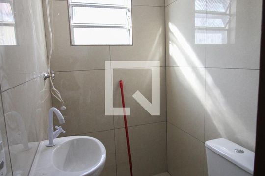 banheiro de apartamento para alugar com 2 quartos, 38m² em Tucuruvi, São Paulo