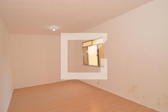 Sala de apartamento para alugar com 3 quartos, 86m² em Váz Lobo, Rio de Janeiro