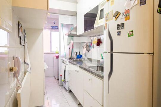 Cozinha de apartamento para alugar com 2 quartos, 55m² em Ipiranga, São Paulo