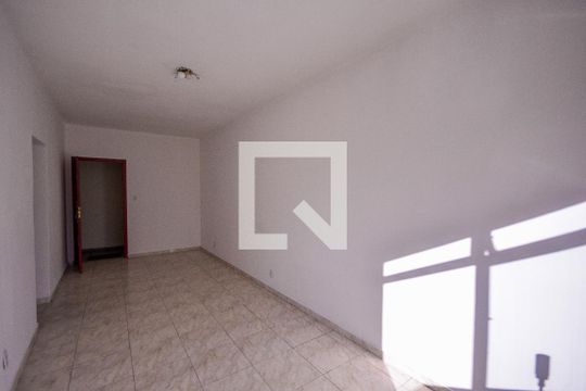 Sala de apartamento à venda com 2 quartos, 70m² em Vila Firmiano Pinto, São Paulo