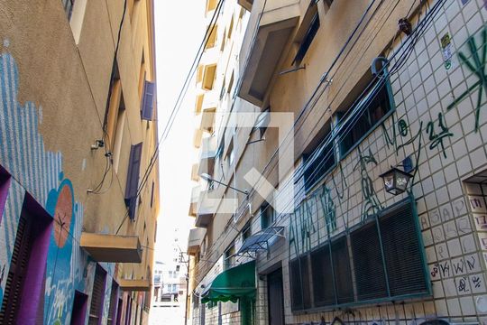 Fachada de apartamento para alugar com 1 quarto, 42m² em Centro, Campinas