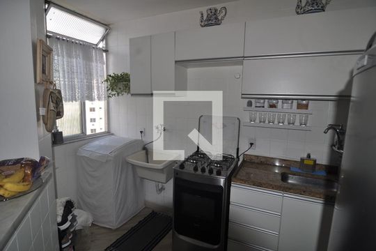 Cozinha de apartamento à venda com 3 quartos, 60m² em Freguesia de Jacarepaguá, Rio de Janeiro
