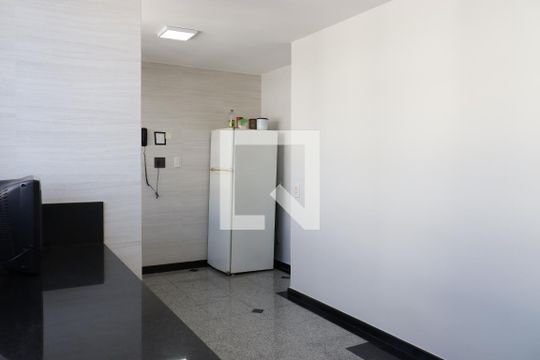 Cozinha de apartamento para alugar com 4 quartos, 291m² em Jardim Ampliacao, São Paulo