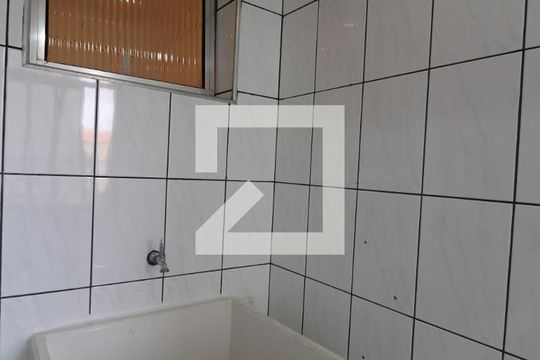 Lavanderia de apartamento para alugar com 2 quartos, 46m² em Jardim Valéria, Guarulhos