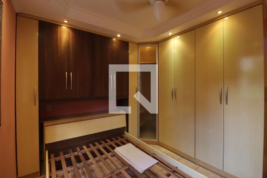 Quarto 2 de apartamento para alugar com 2 quartos, 46m² em Jardim Valéria, Guarulhos