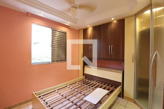 Quarto 2 de apartamento para alugar com 2 quartos, 46m² em Jardim Valéria, Guarulhos