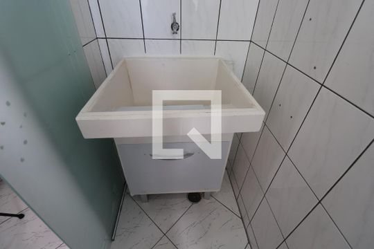 Lavanderia de apartamento para alugar com 2 quartos, 46m² em Jardim Valéria, Guarulhos