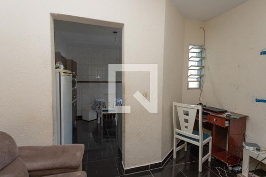 Sala 2  de casa à venda com 4 quartos, 258m² em Vila Nogueira, Diadema