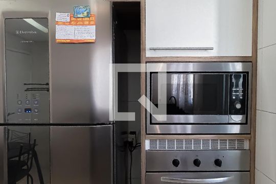 Cozinha de apartamento à venda com 3 quartos, 132m² em Jardim Zaira, Guarulhos