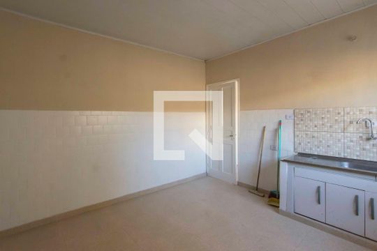 Cozinha de casa para alugar com 2 quartos, 105m² em Sítio do Morro, São Paulo