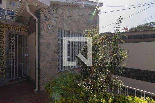 Quintal de casa para alugar com 2 quartos, 105m² em Sítio do Morro, São Paulo