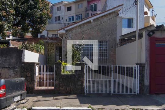Fachada de casa para alugar com 2 quartos, 105m² em Sítio do Morro, São Paulo